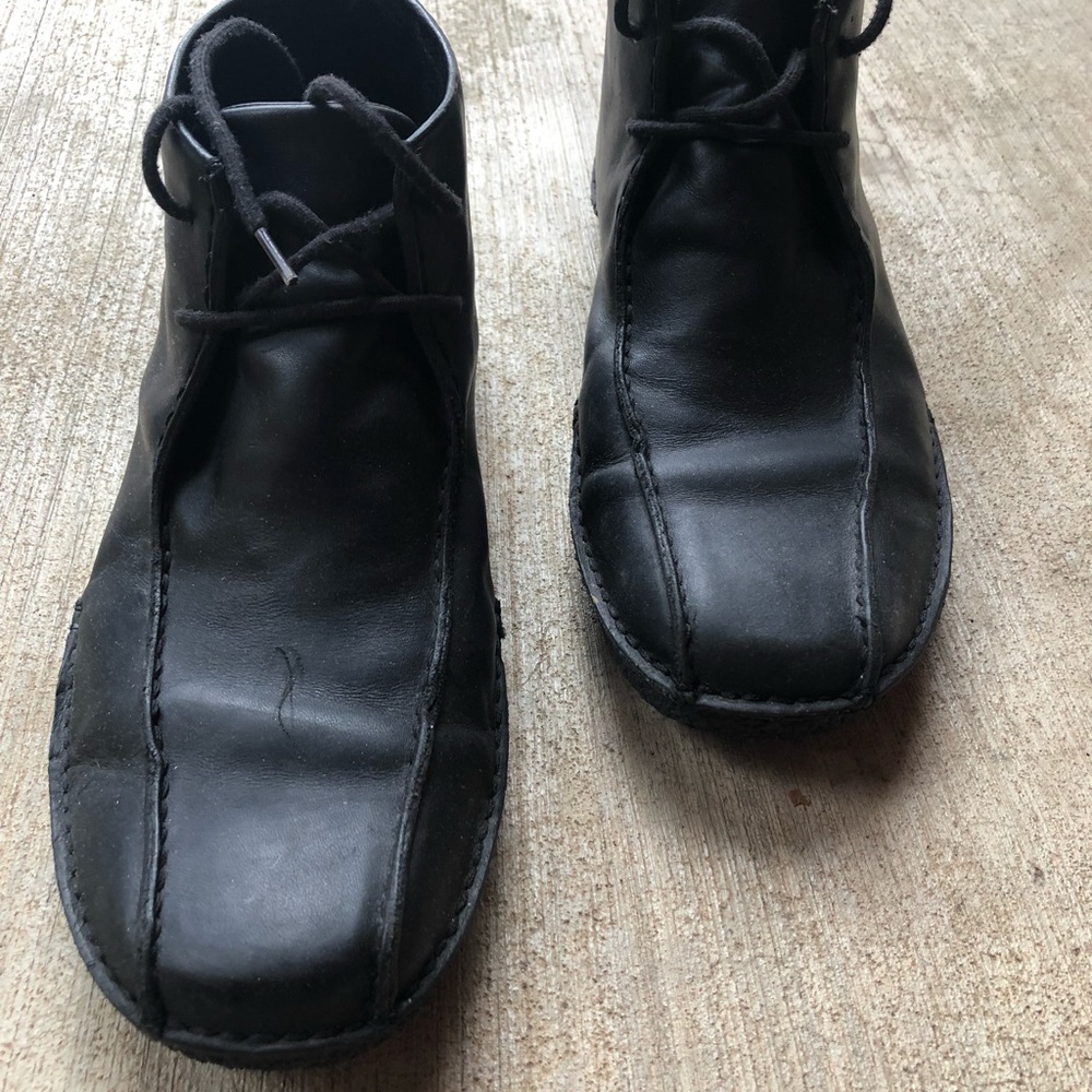 Merrell MetroGnome Chukka Boots, Black.